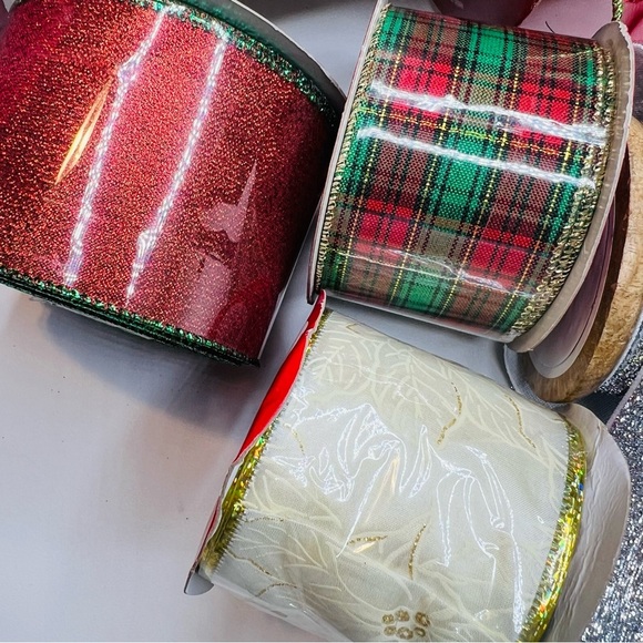 Lot of  7 Christmas New & Used Ribbon Wired & Non Wired, Various Widths & Types - Picture 3 of 13